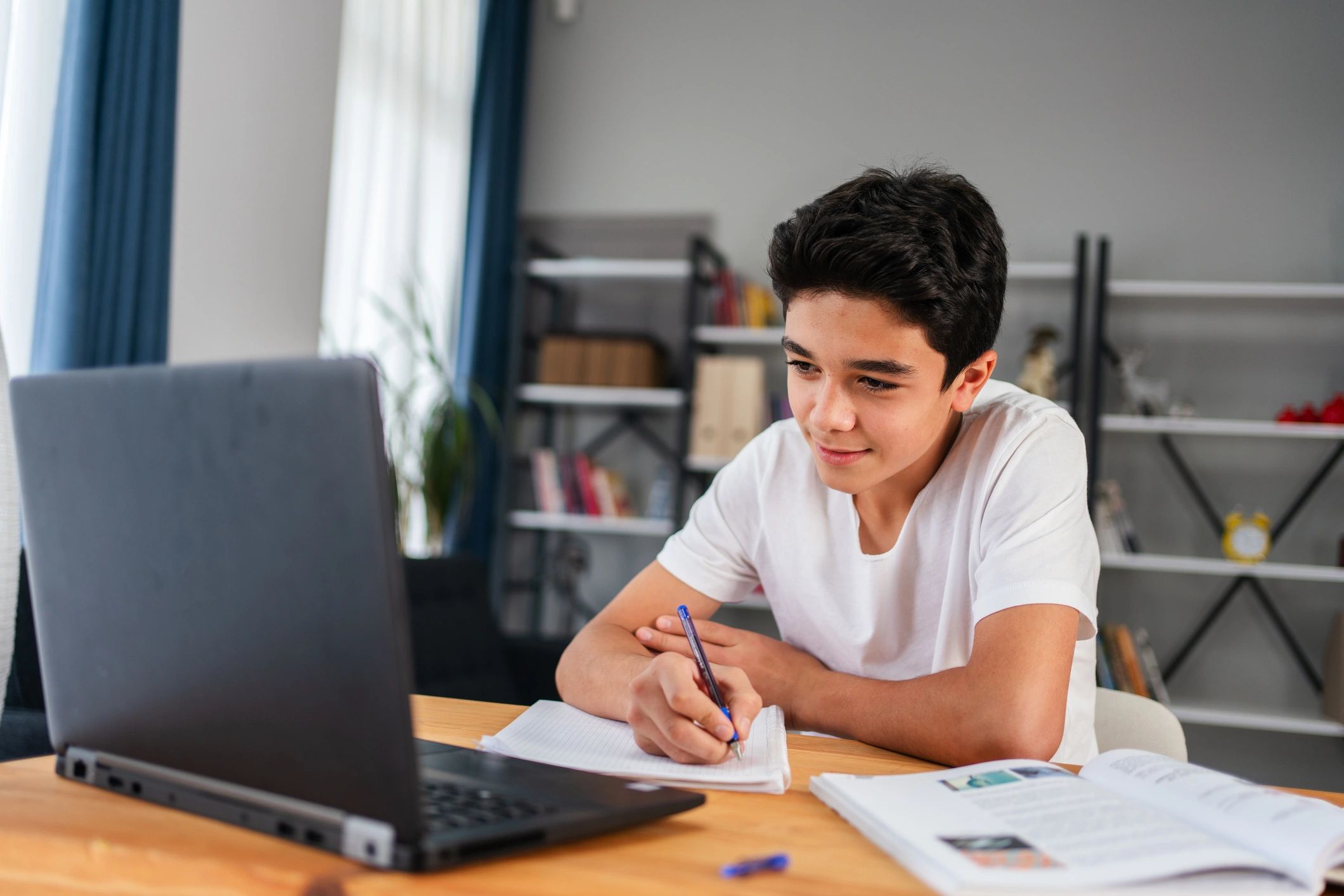 Online courses and curriculum